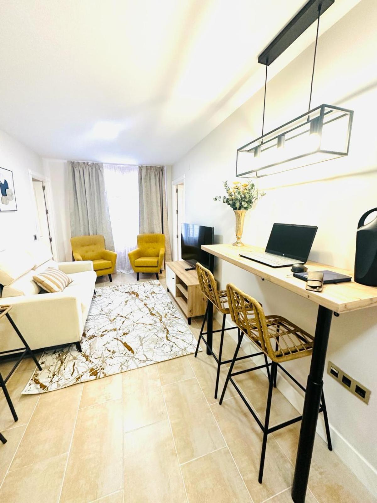 Apartamentos Puente Romano Suites メリダ エクステリア 写真