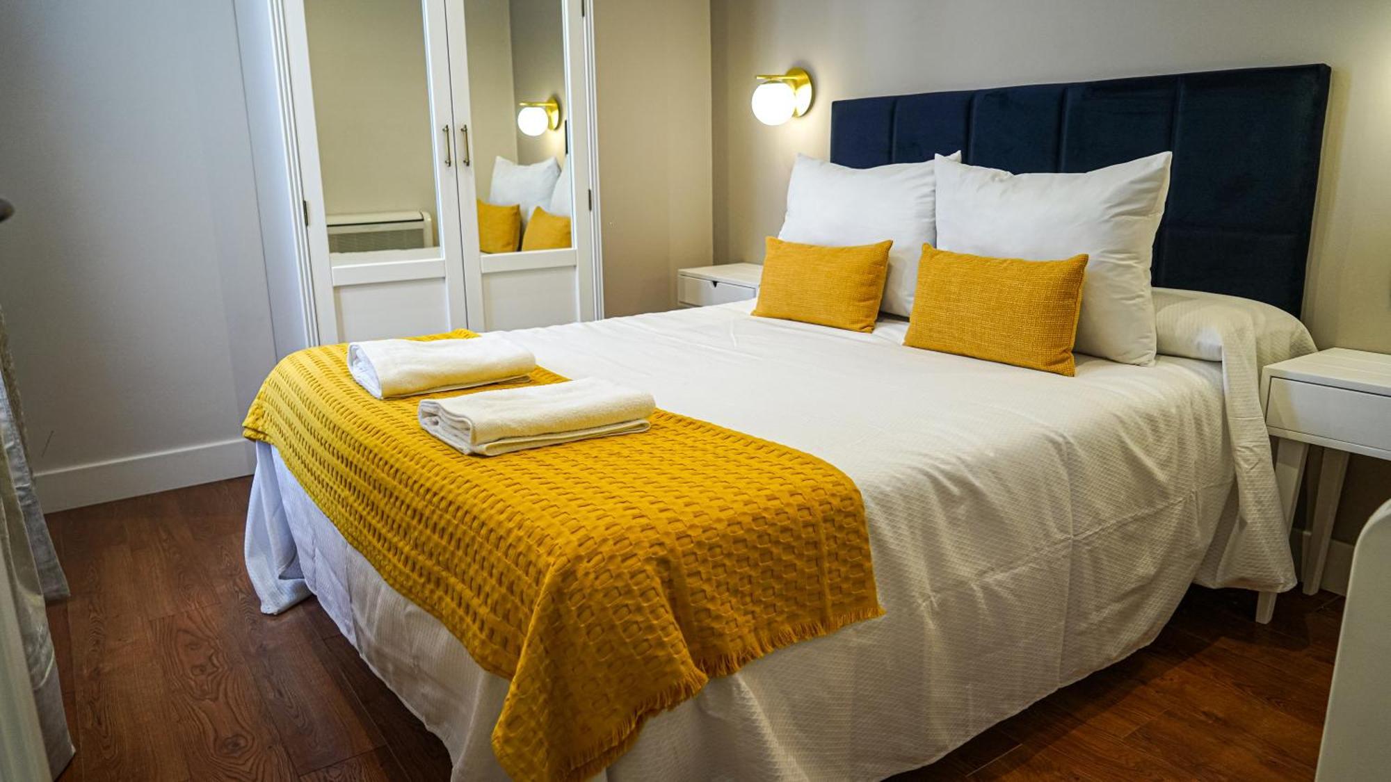 Apartamentos Puente Romano Suites メリダ エクステリア 写真
