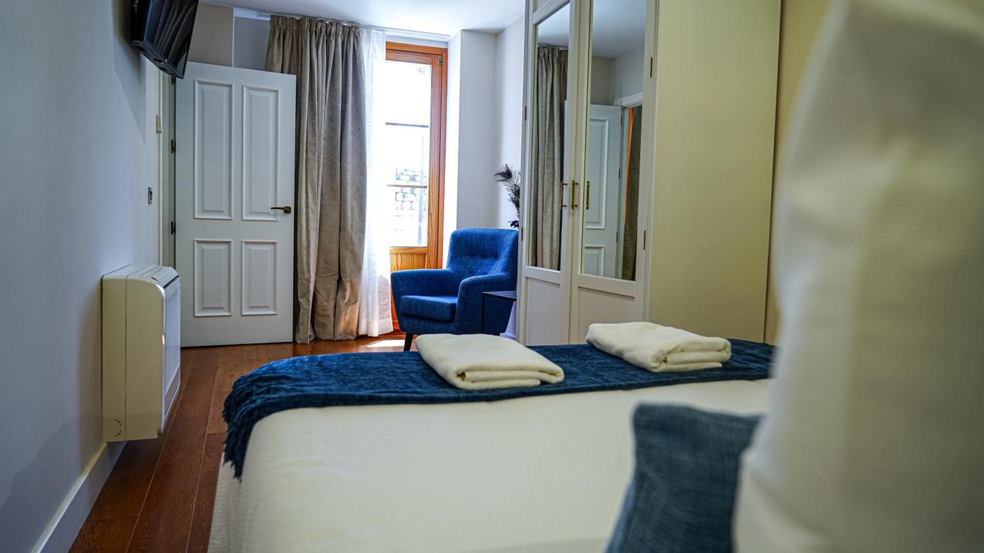 Apartamentos Puente Romano Suites メリダ エクステリア 写真