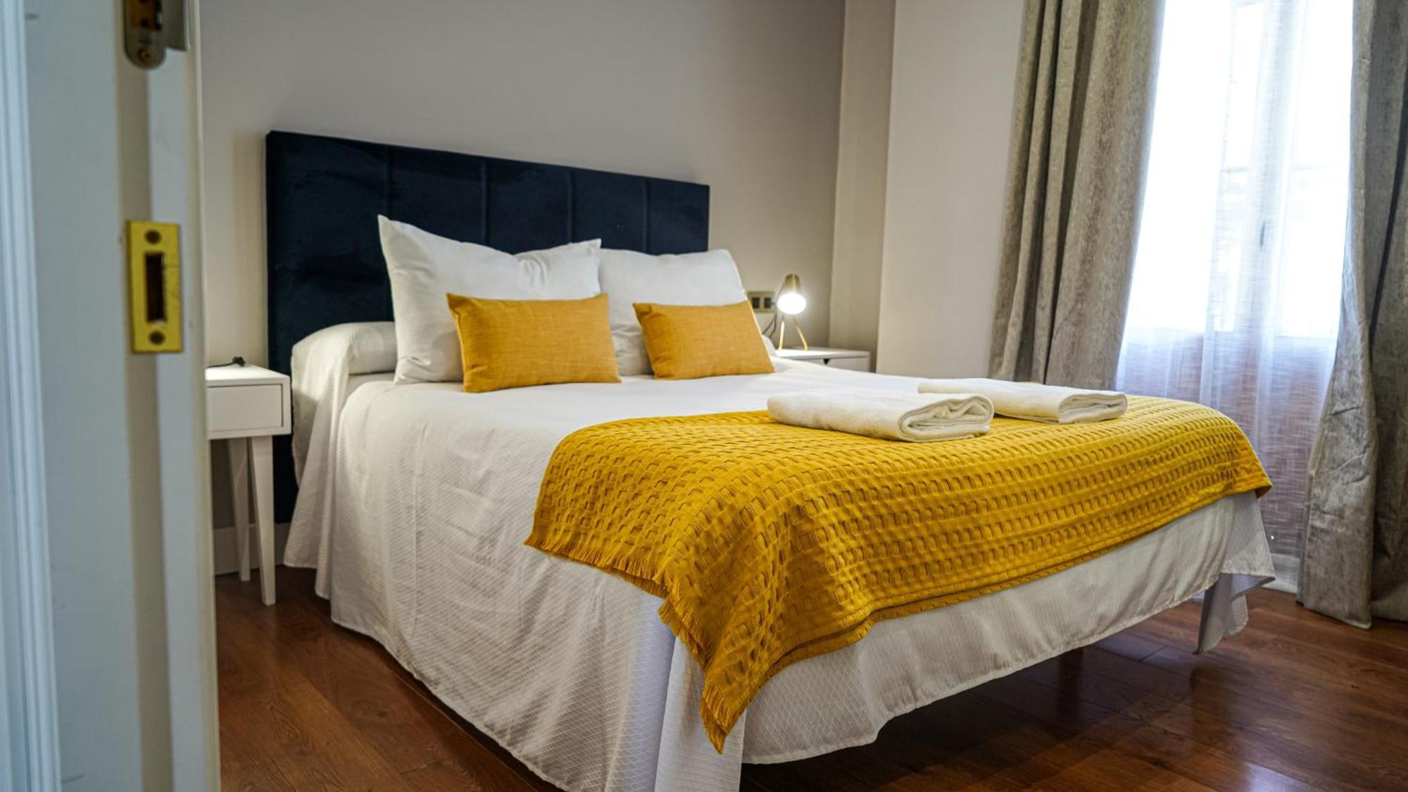 Apartamentos Puente Romano Suites メリダ エクステリア 写真