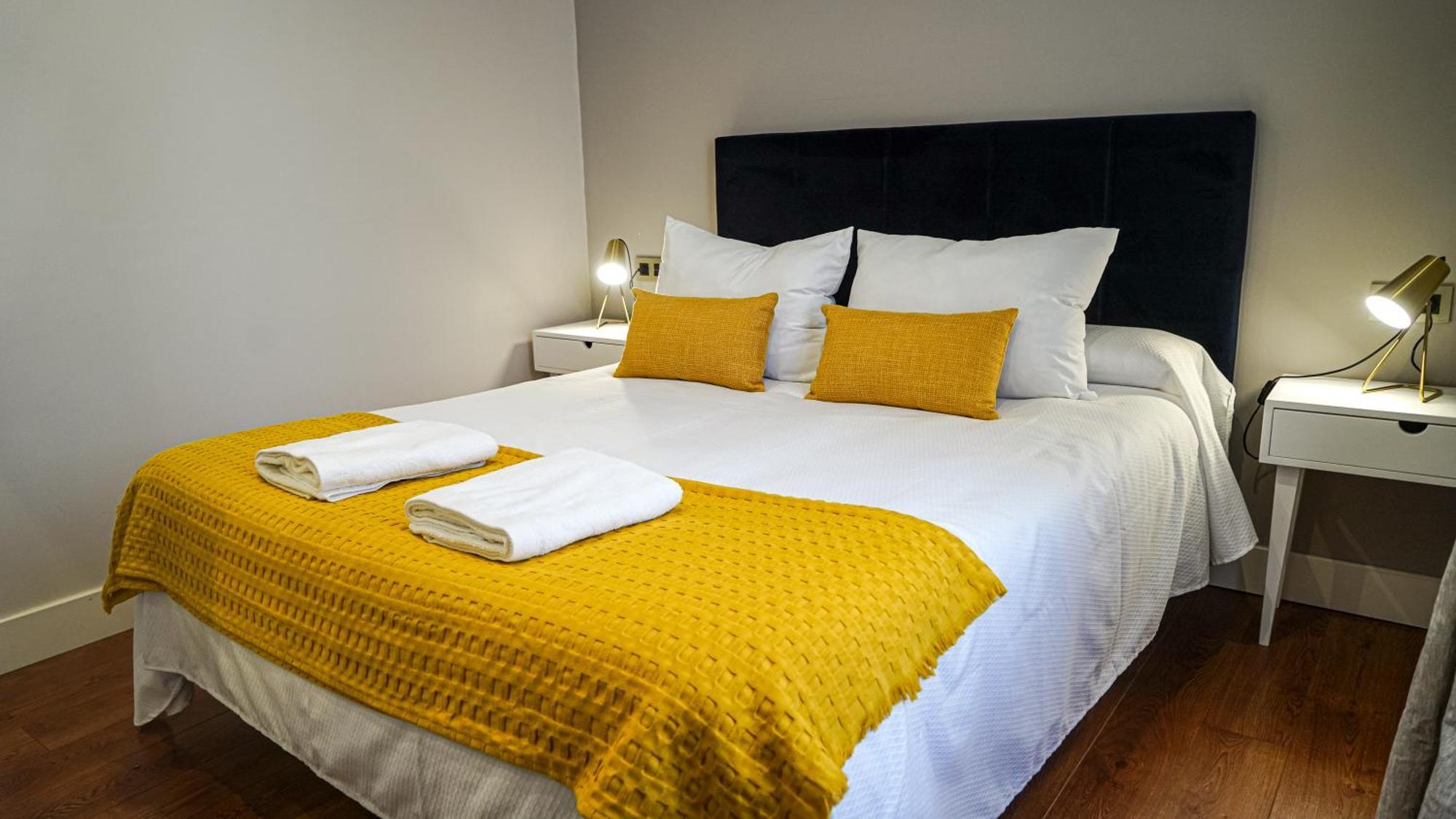 Apartamentos Puente Romano Suites メリダ エクステリア 写真