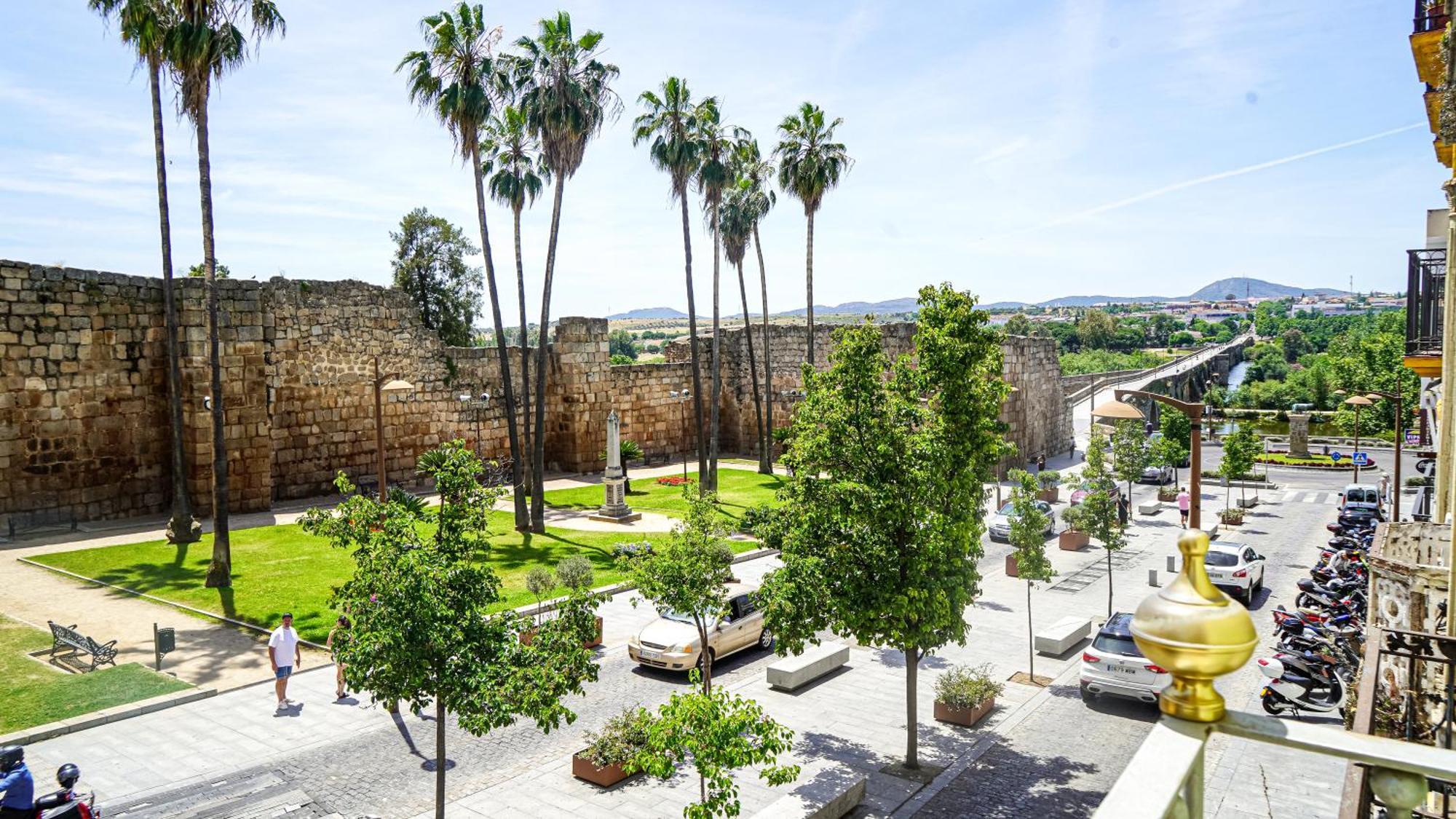 Apartamentos Puente Romano Suites メリダ エクステリア 写真
