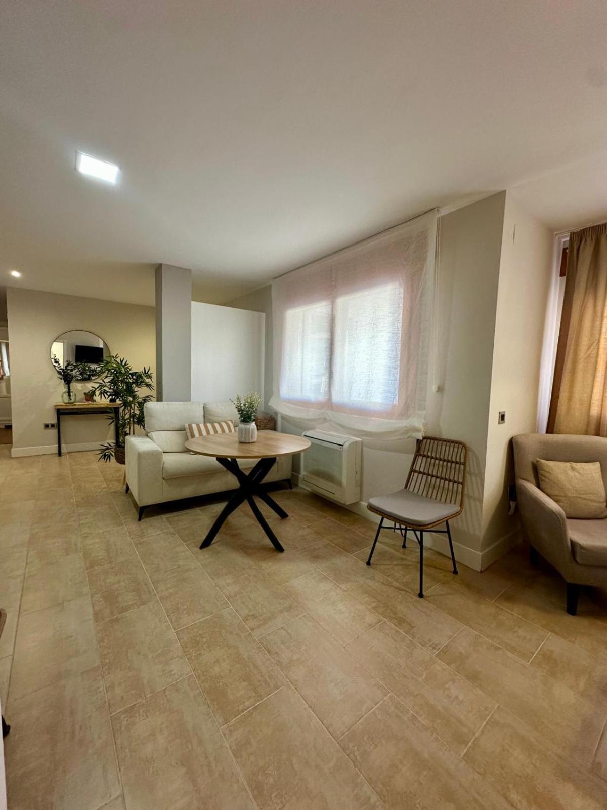 Apartamentos Puente Romano Suites メリダ エクステリア 写真